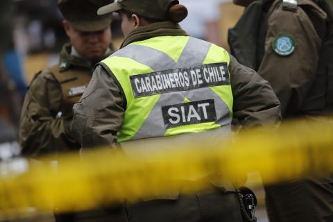 Accidente en la Costanera Norte terminó con auto volcado y una persona fallecida: Conductor manejaba en estado de ebriedad