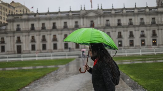 De nevadas a precipitaciones: Senapred emite Alerta Temprana Preventiva en 10 comunas de la RM
