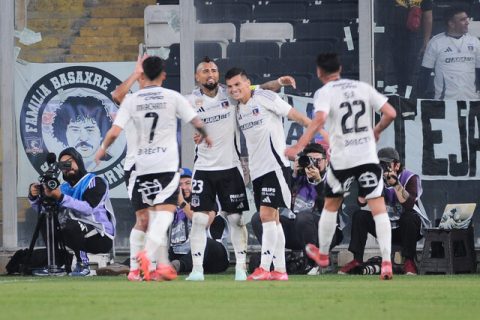 ¿Sigue Almirón? Revitalizadora goleada de Colo Colo ante Unión Española