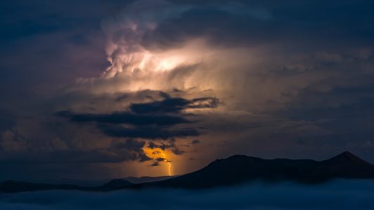Emiten alerta por tormentas eléctricas en zonas de Ñuble y Biobío: ¿Cuándo será el fenómeno?