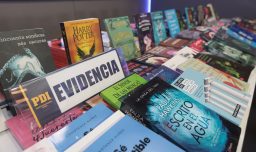 PDI incautó más de 150 mil libros falsificados en Santiago: Perjuicio supera los $6 mil millones